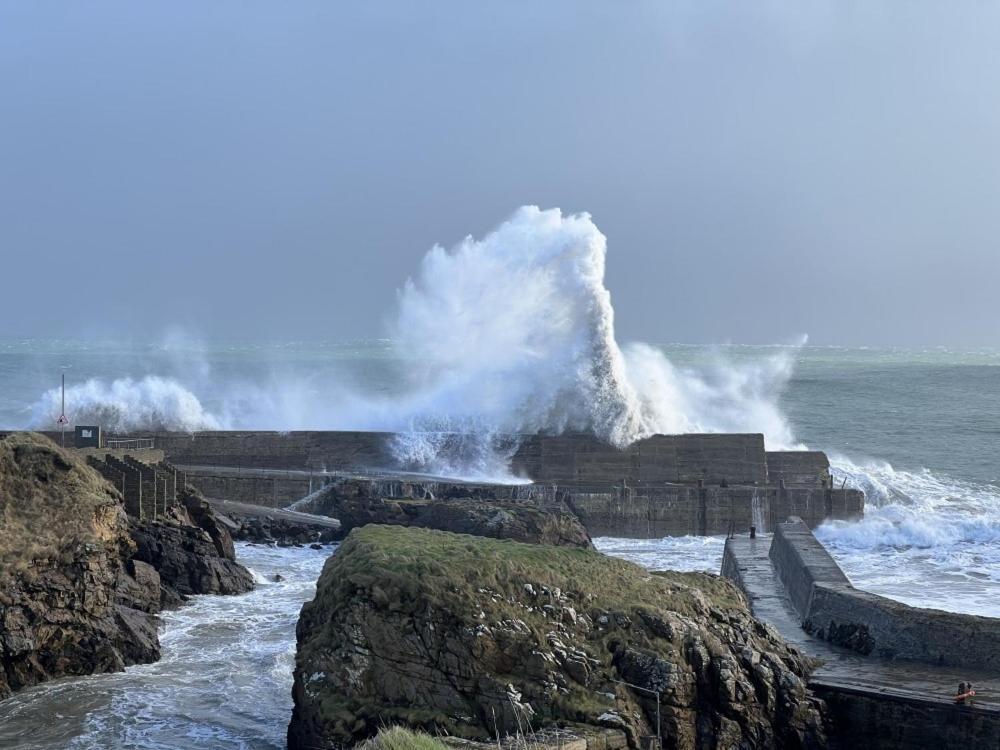 Road End Cottage Port of Ness Exterior foto